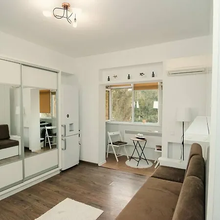 Oasis Studio Central City Bucharest Exterior photo