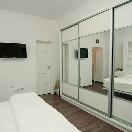 Oasis Studio Central City Bucharest Exterior photo